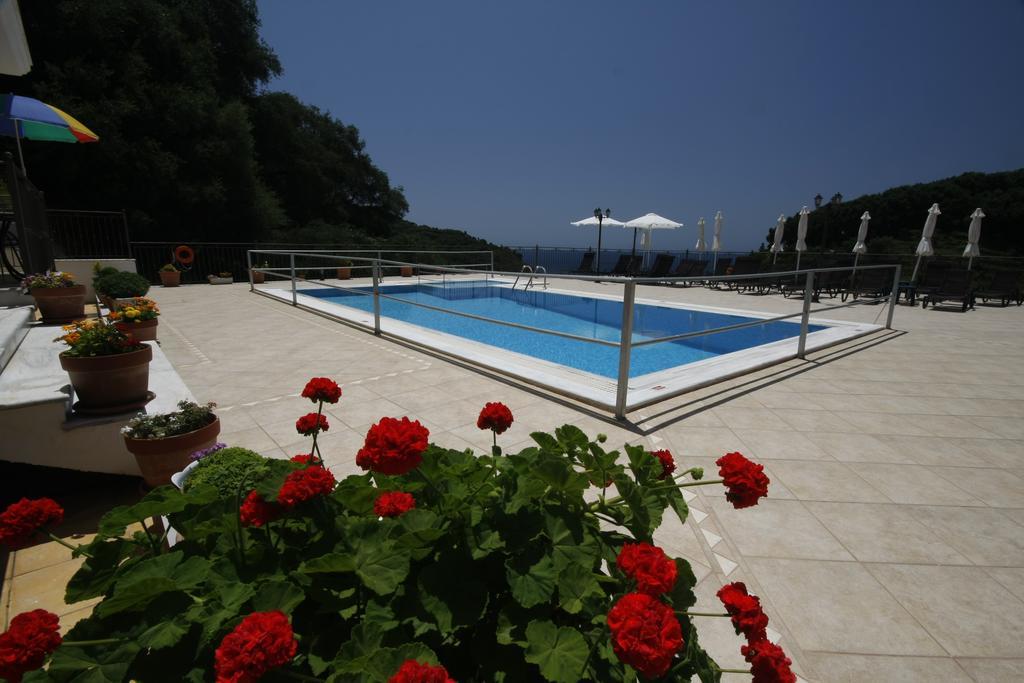 Petrino Apartments Парга Стая снимка